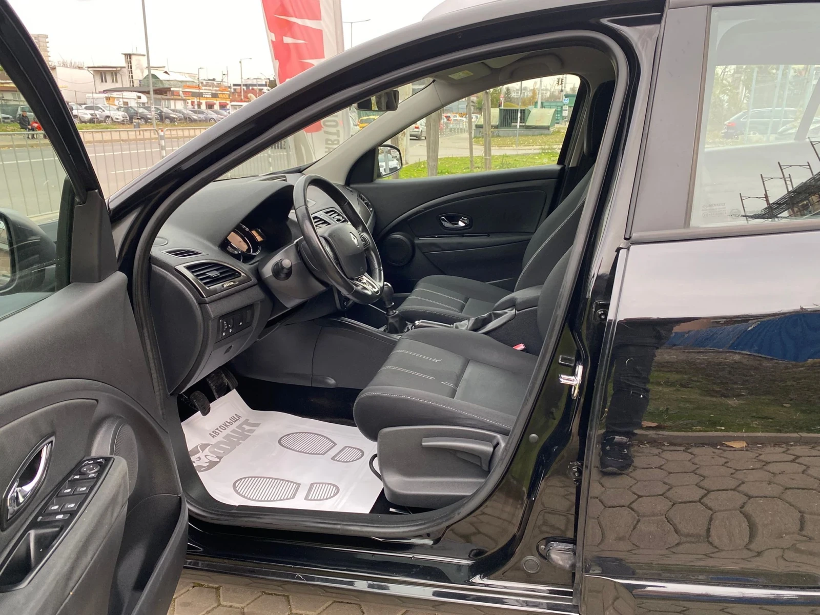 Renault Megane 1.5dCi/NAVI/EURO.5B - изображение 8