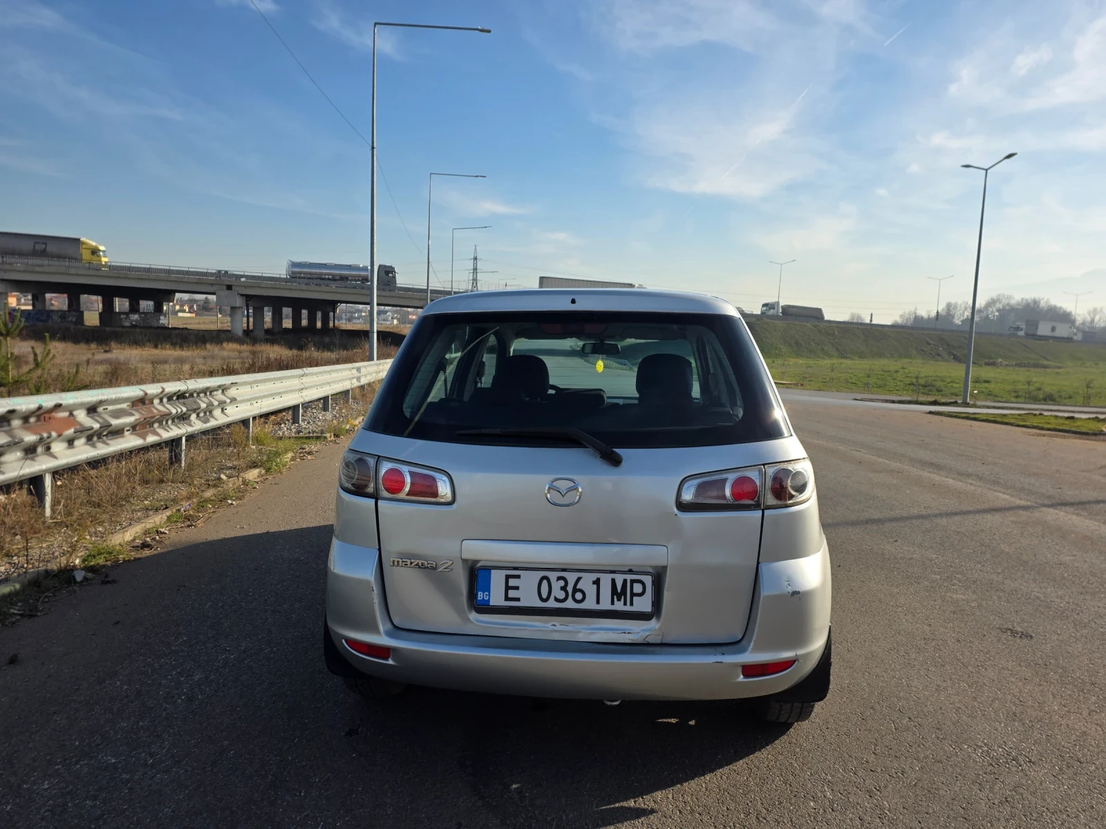 Mazda 2 1.4 - изображение 9