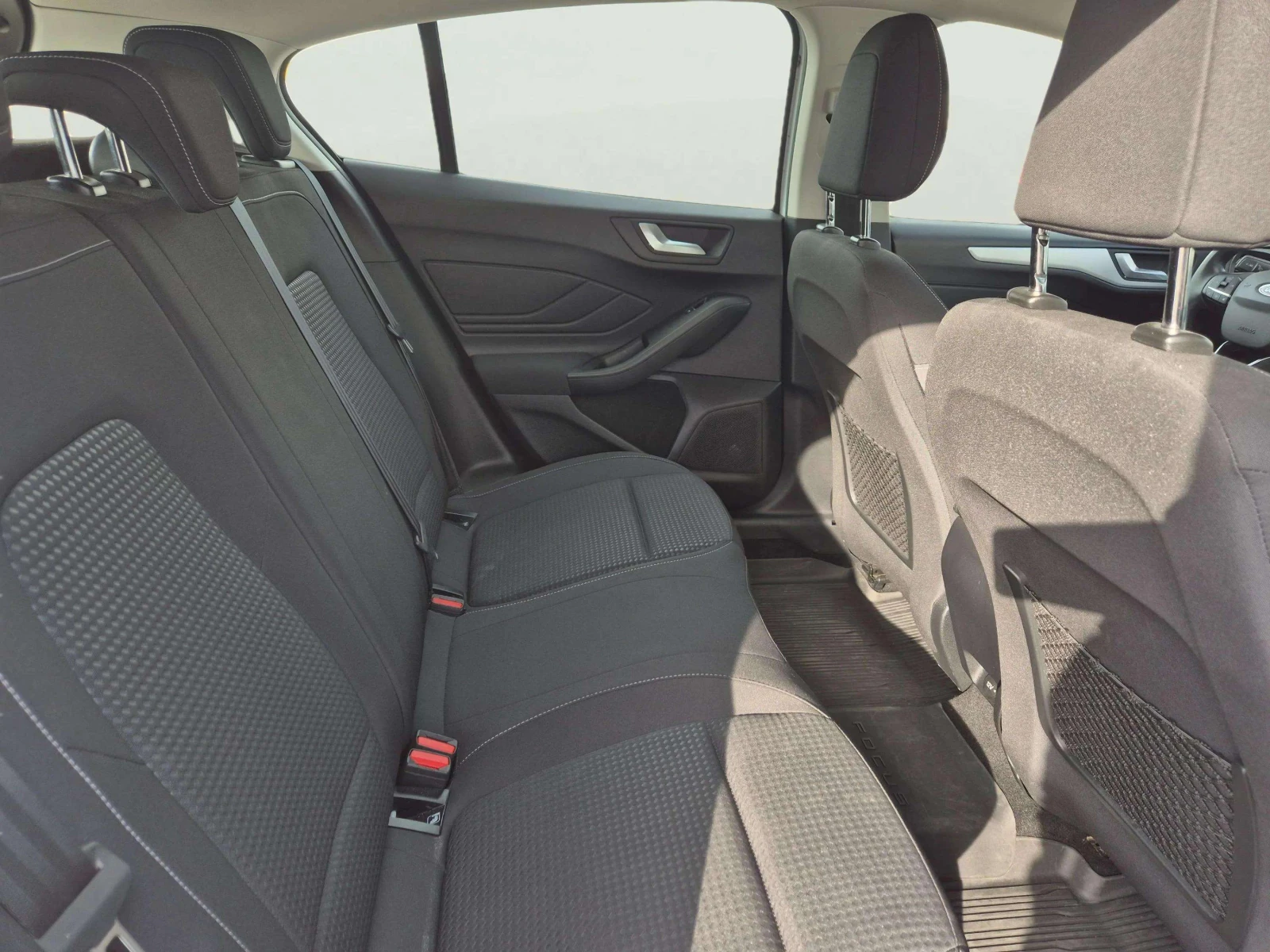 Ford Focus 1.5 EcoBlue | Mobile.bg � ����������� 9