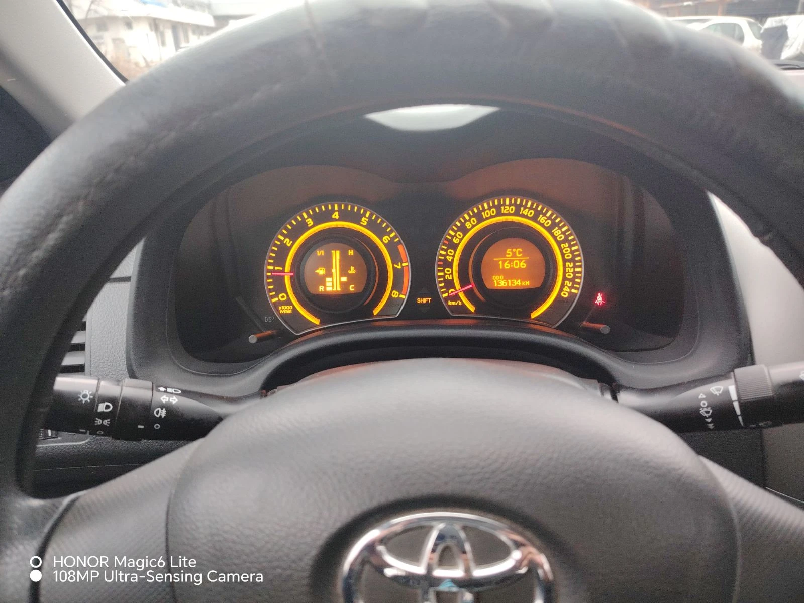 Toyota Corolla  - изображение 6