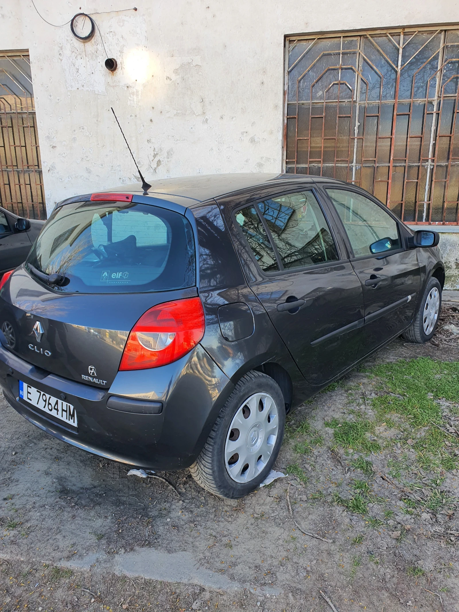 Renault Clio 1.2 16v, снимка 4 - Автомобили и джипове - 53799917
