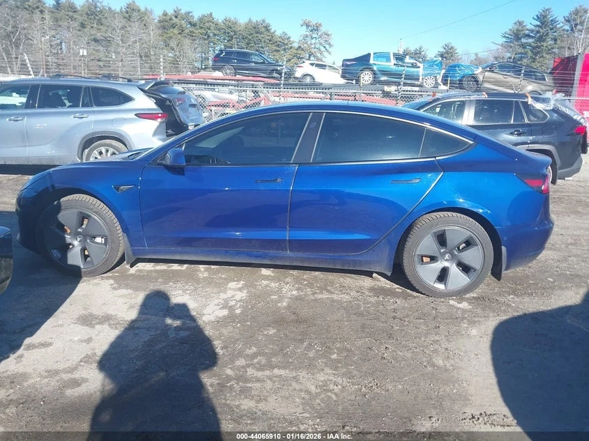 Tesla Model 3 STANDARD RANGE PLUS | ЦЕНА ДО БЪЛГАРИЯ | , снимка 13 - Автомобили и джипове - 53810702