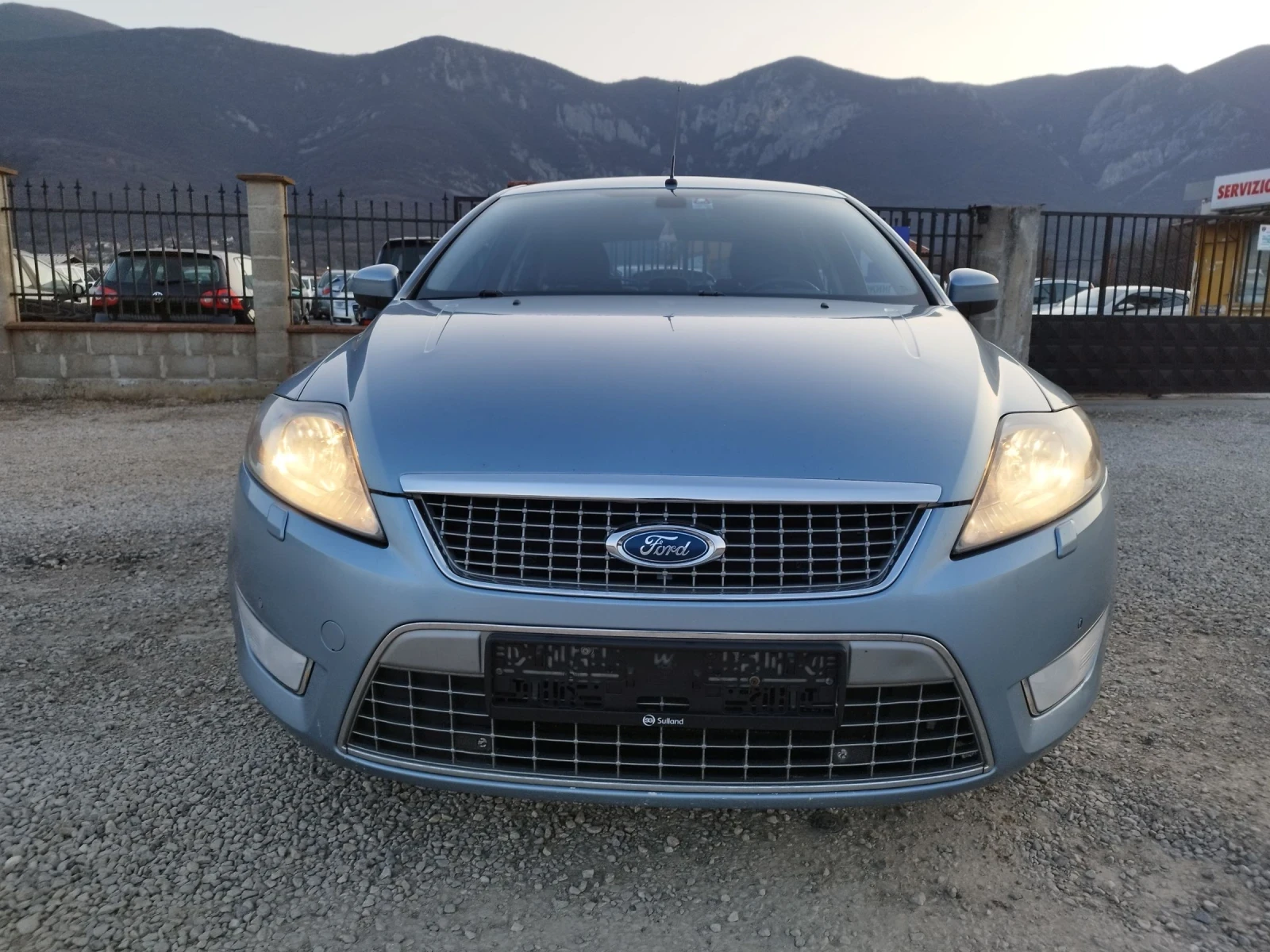 Ford Mondeo 2.0 tdci Titanium, снимка 8 - Автомобили и джипове - 53867778