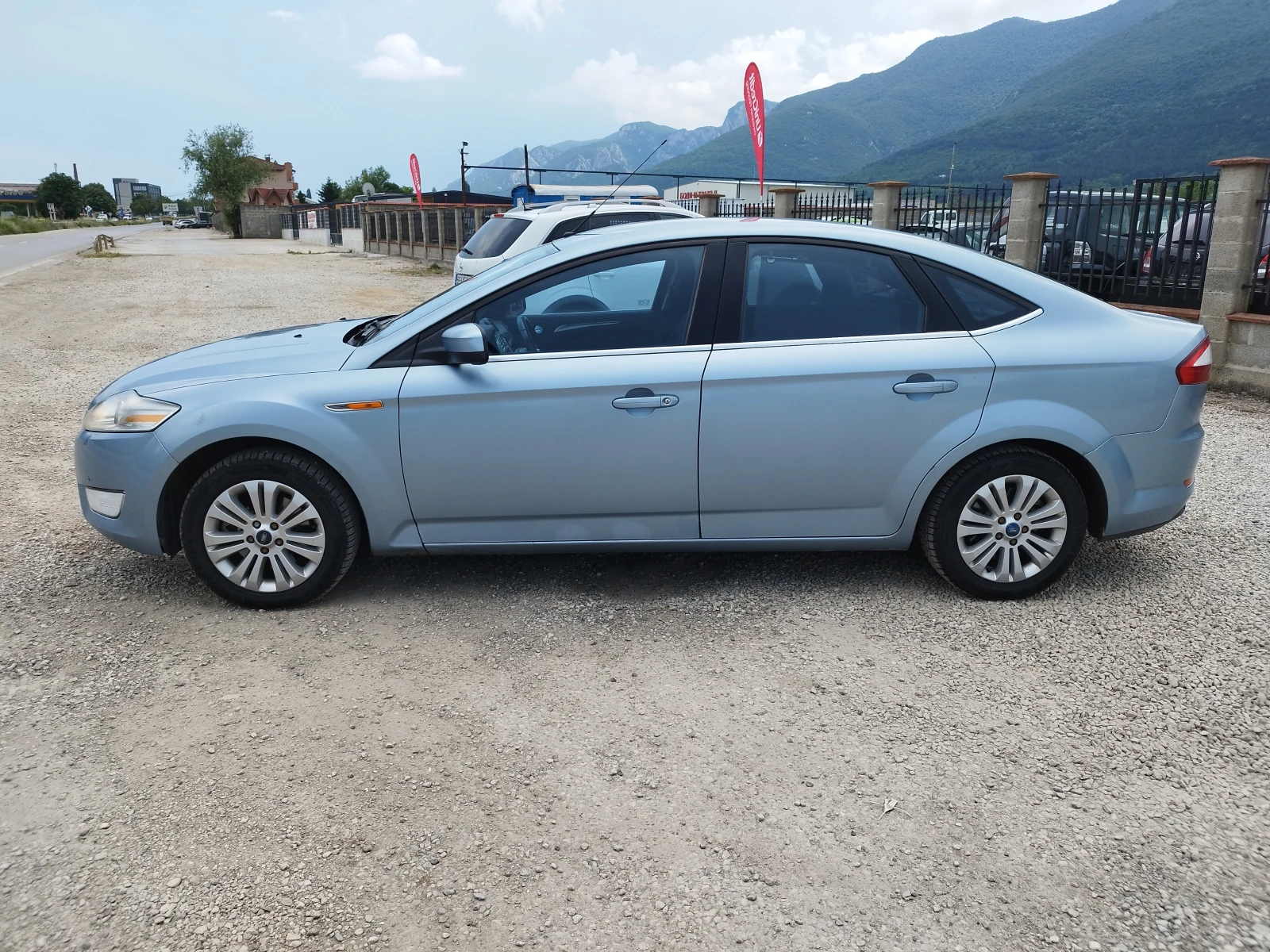 Ford Mondeo 2.0 tdci Titanium, снимка 3 - Автомобили и джипове - 53867778