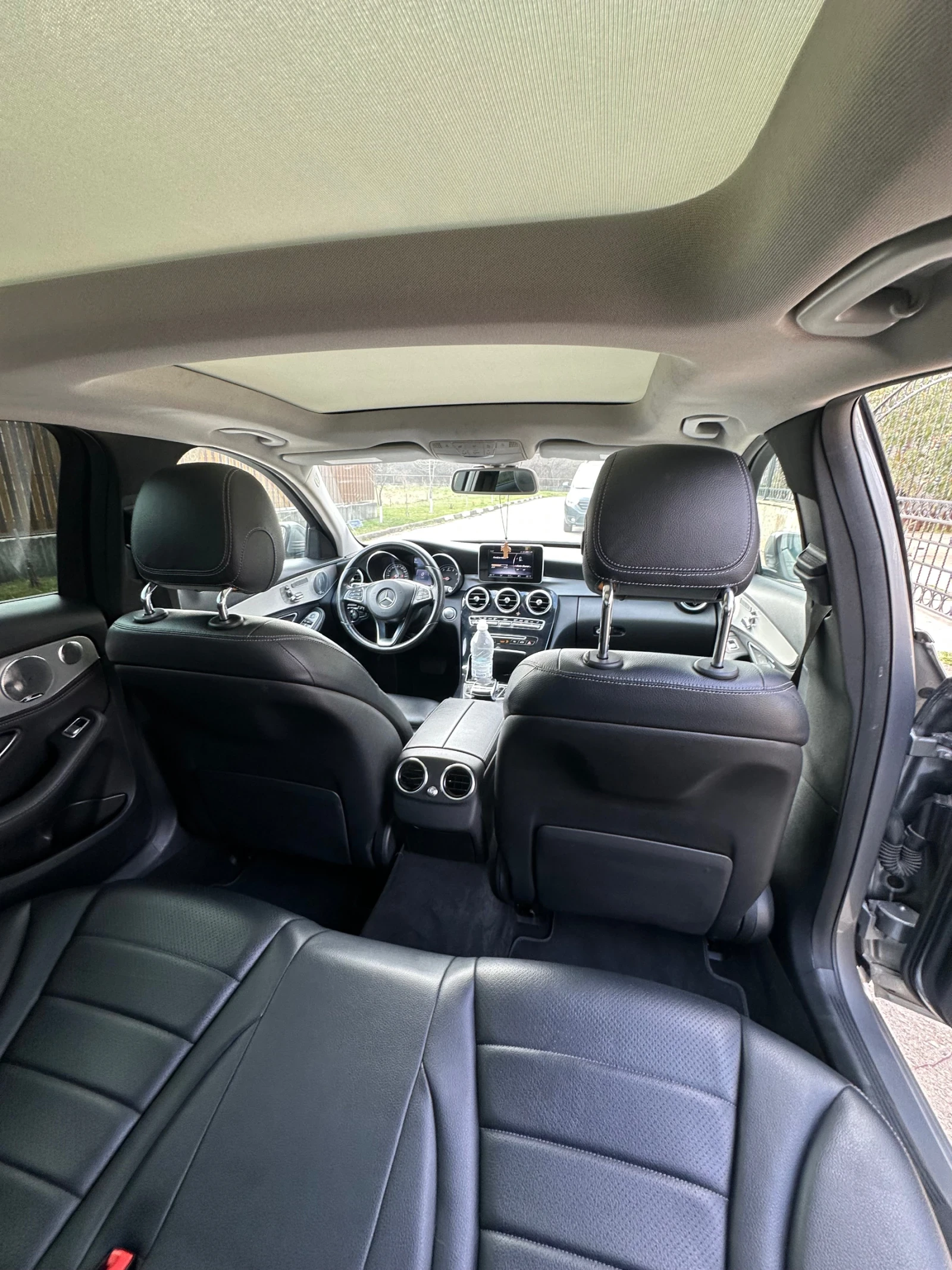 Mercedes-Benz C 300 W-205, снимка 5 - Автомобили и джипове - 53874937