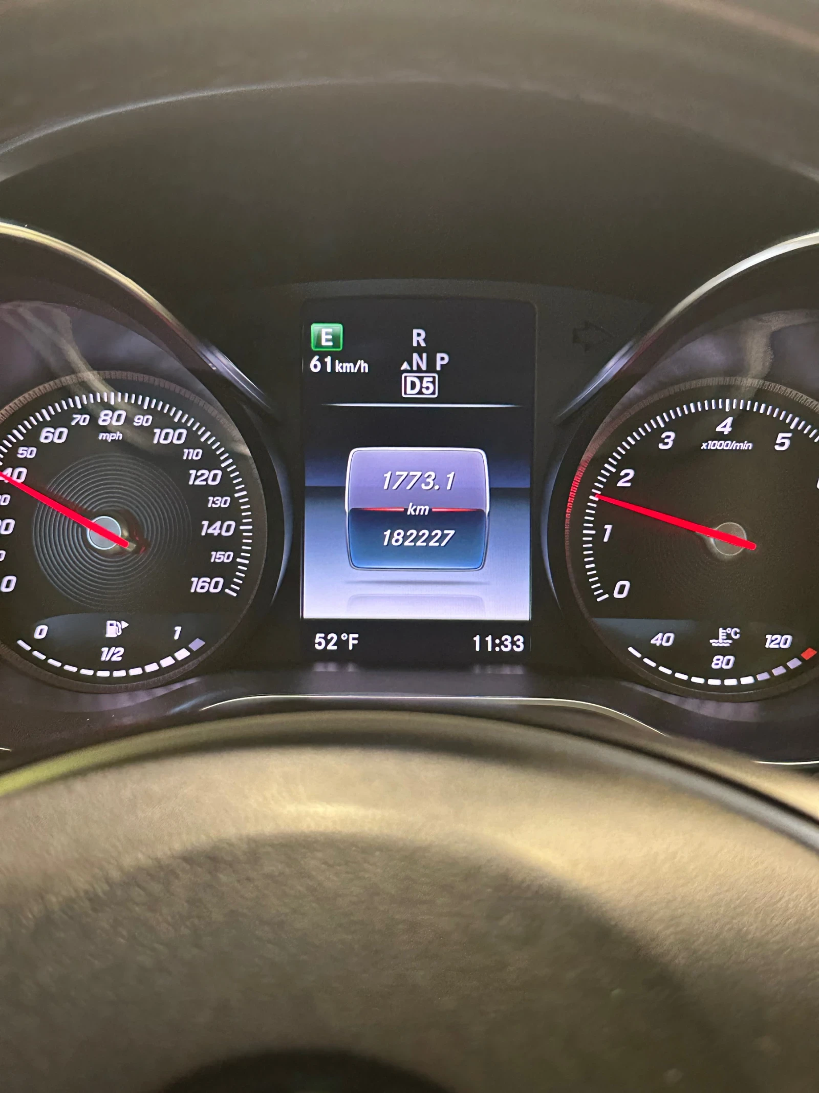 Mercedes-Benz C 300 W-205, снимка 9 - Автомобили и джипове - 53874937