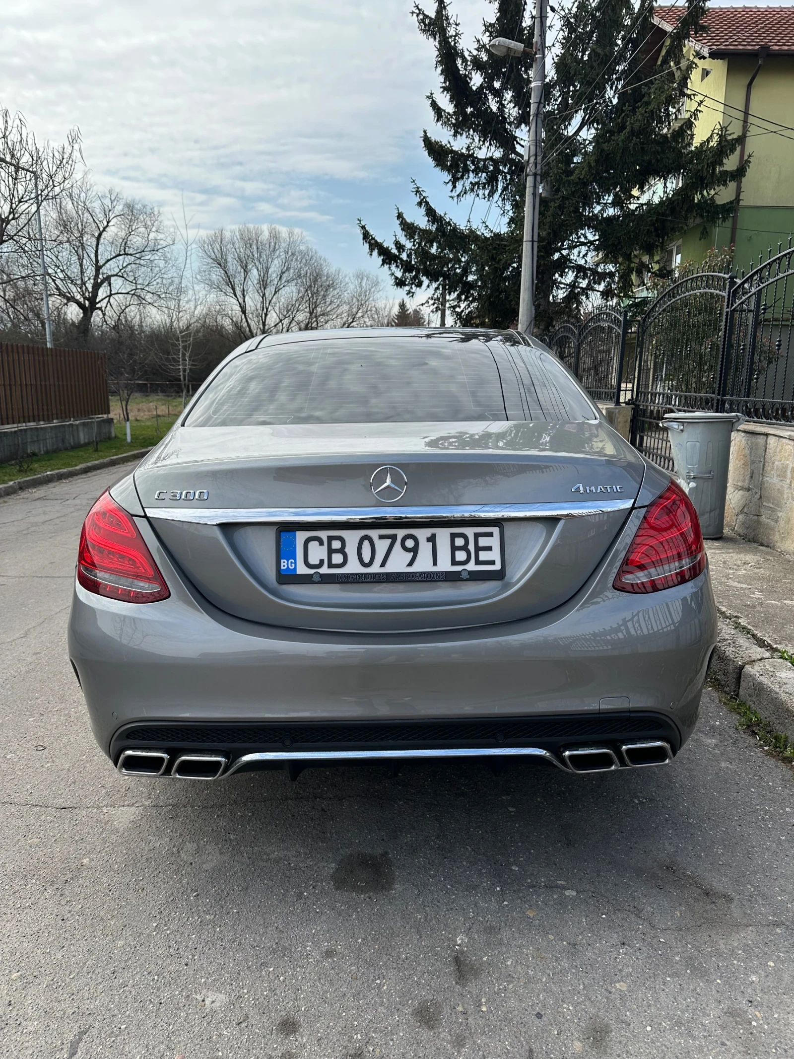 Mercedes-Benz C 300 W-205, снимка 3 - Автомобили и джипове - 53874937