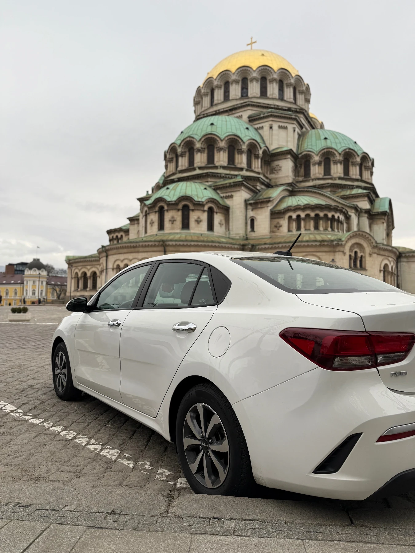 Kia Rio, снимка 8 - Автомобили и джипове - 53892876