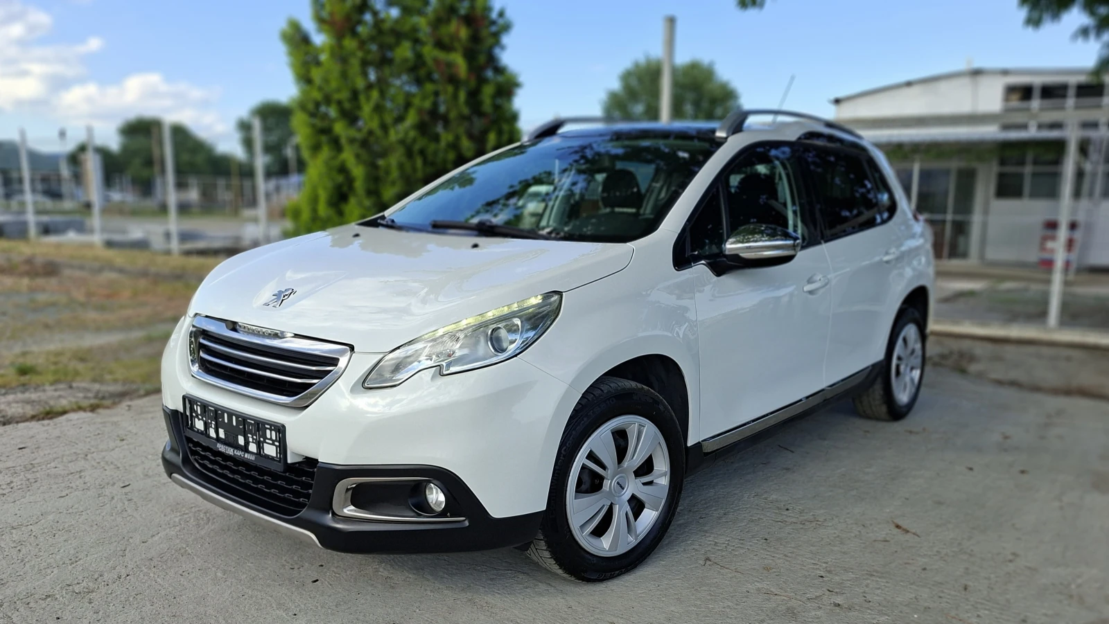 Peugeot 2008 1.6 16V, снимка 8 - Автомобили и джипове - 55003084