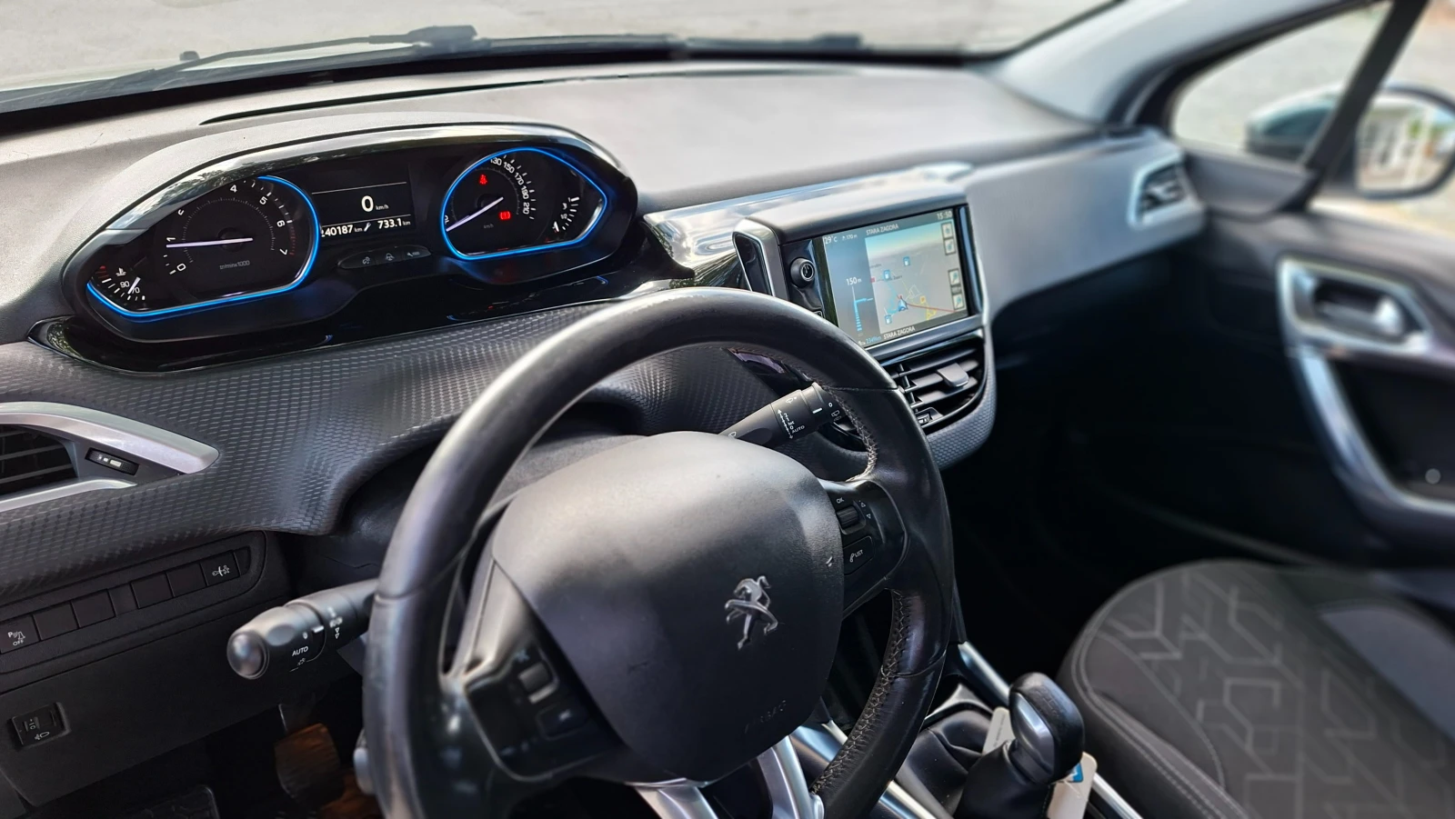 Peugeot 2008 1.6 16V, снимка 10 - Автомобили и джипове - 55003084
