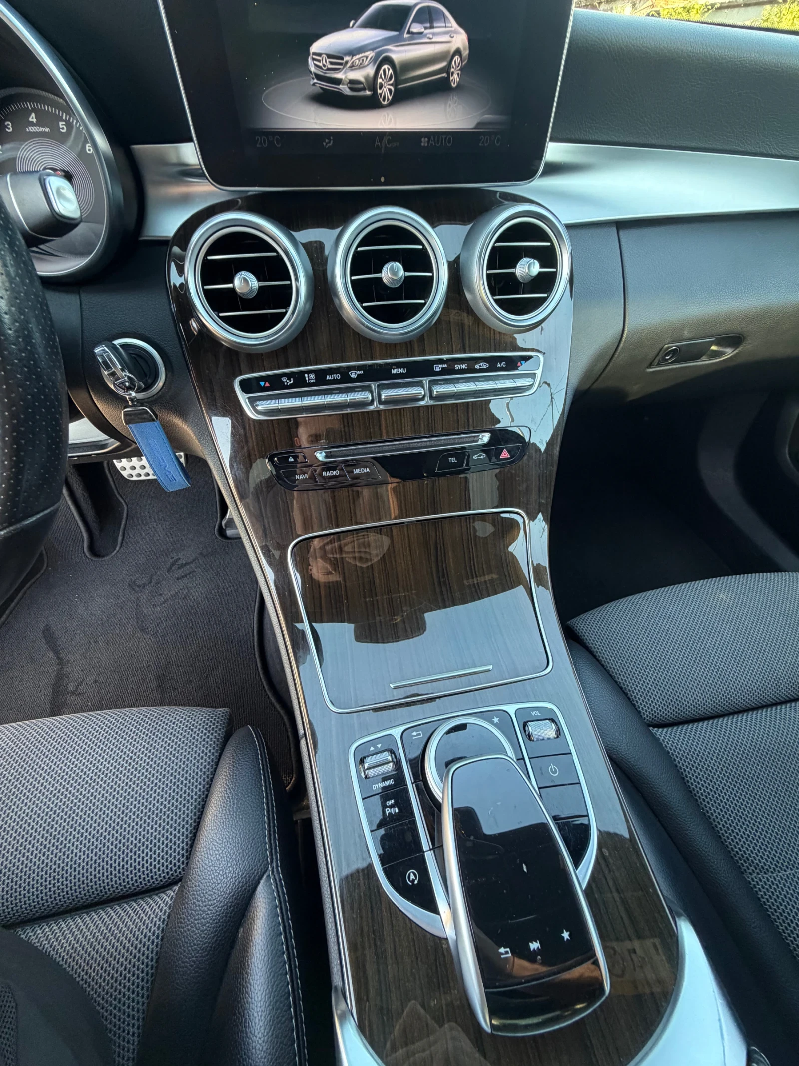Mercedes-Benz C 200, снимка 7 - Автомобили и джипове - 55236851