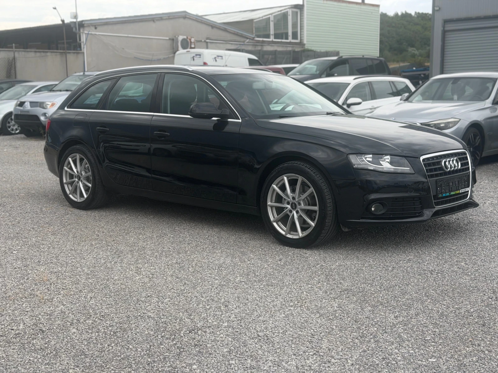 Audi A4 2.0TDI, снимка 3 - Автомобили и джипове - 55411384