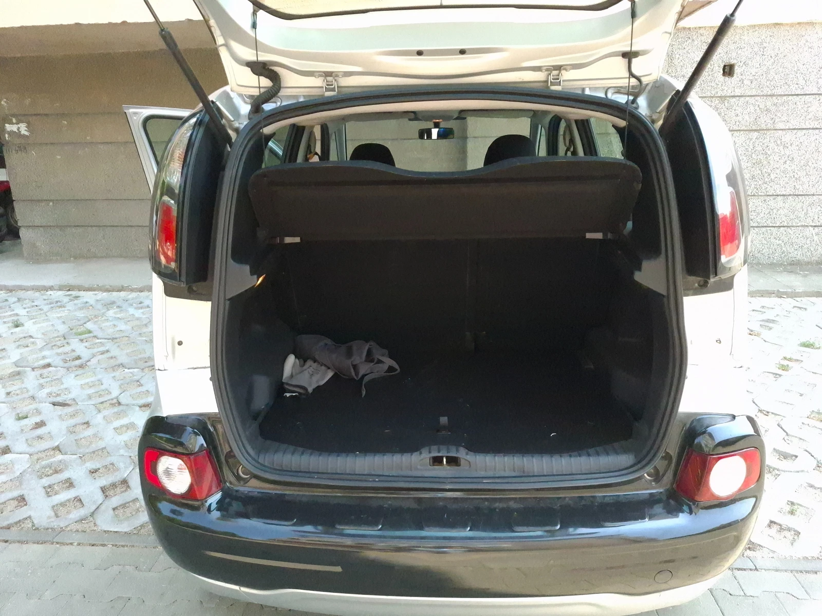 Citroen C3 Picasso, снимка 7 - Автомобили и джипове - 55972101