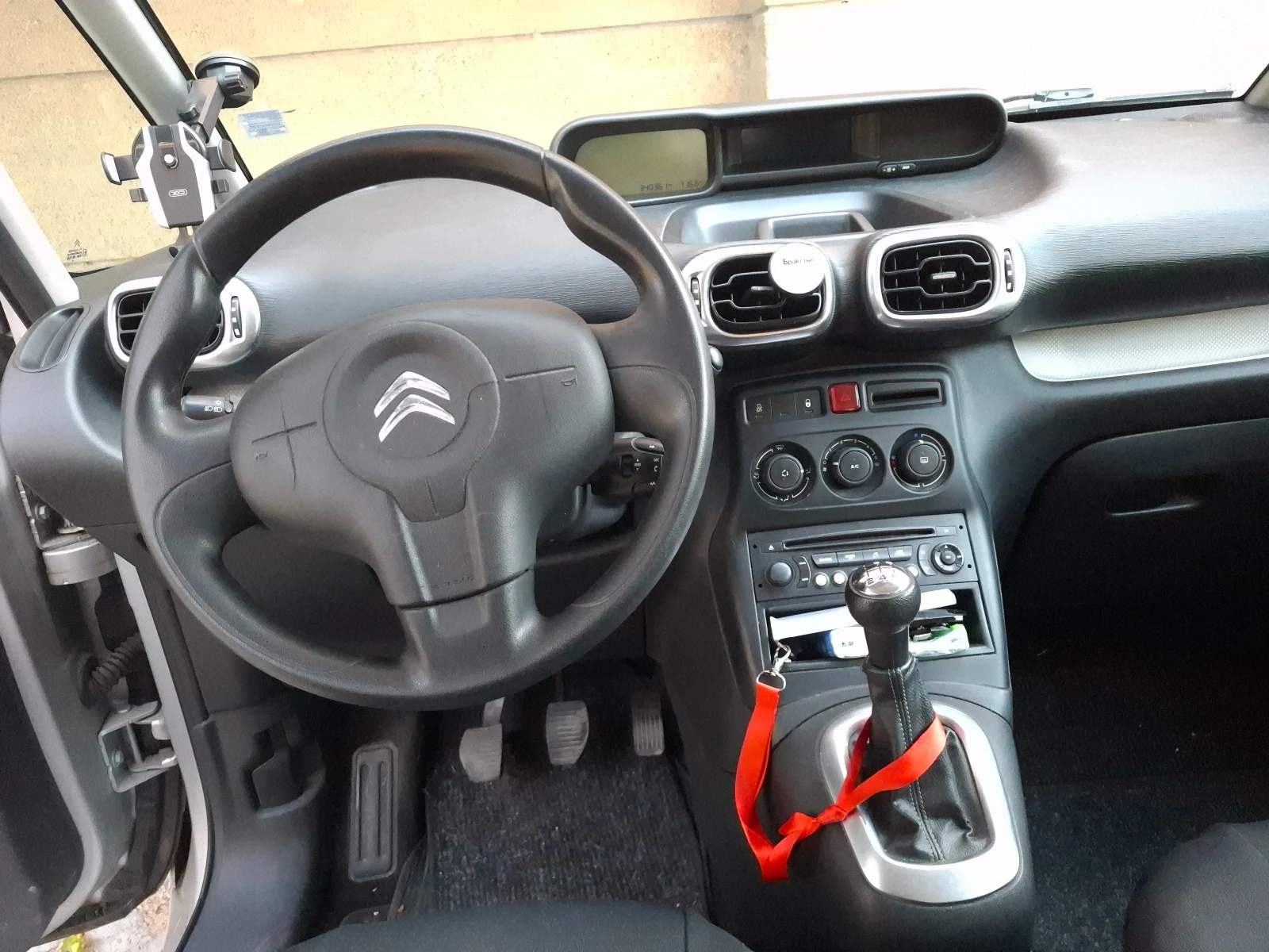 Citroen C3 Picasso, снимка 8 - Автомобили и джипове - 55972101