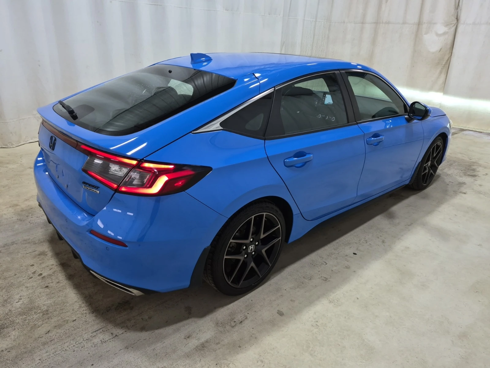 Honda Civic SPORT, РЪЧКА, АВТОКРЕДИТ, снимка 3 - Автомобили и джипове - 56037792