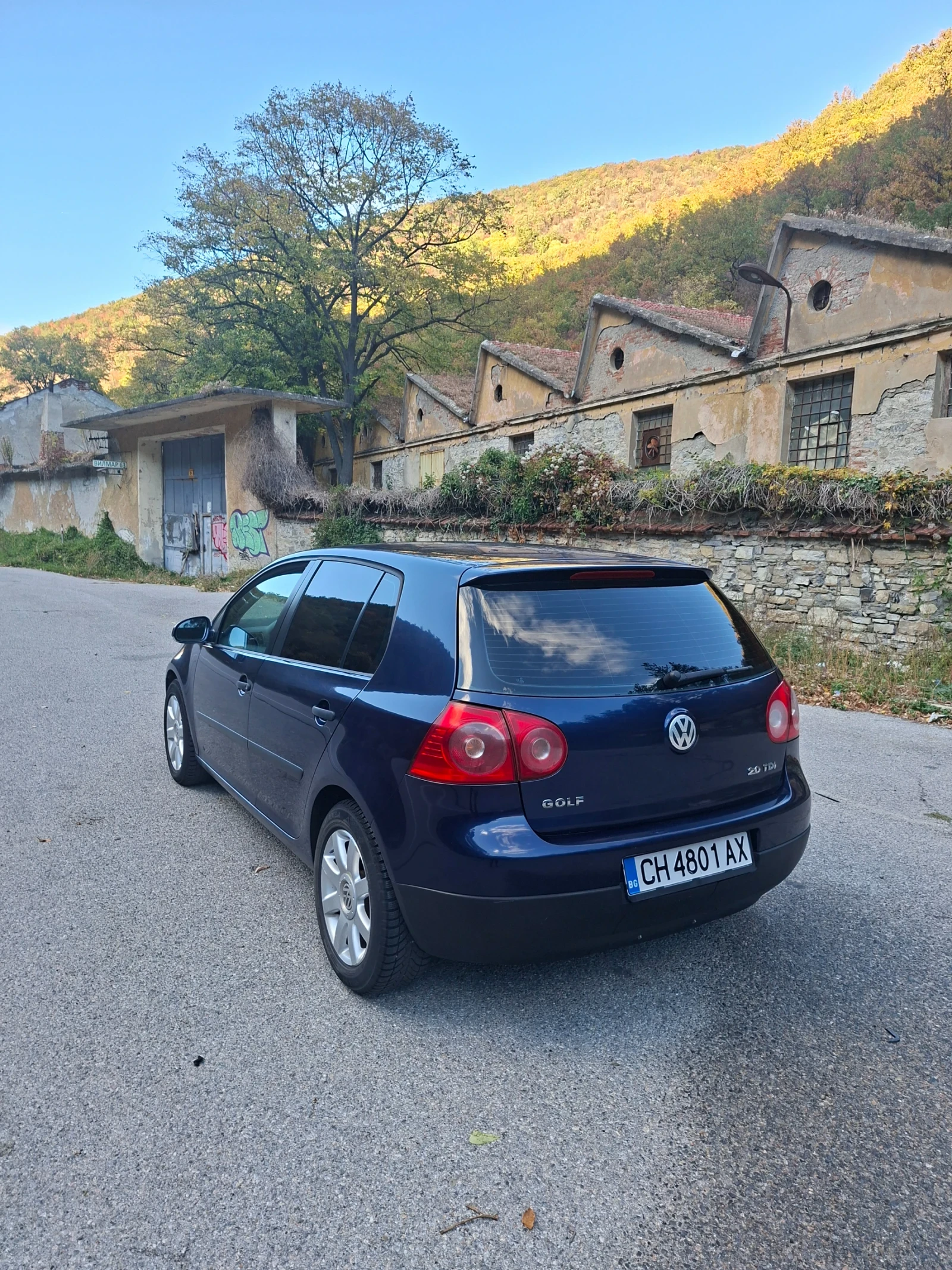 VW Golf 2.0 140, снимка 4 - Автомобили и джипове - 56626981