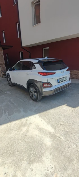 Обява за продажба на Hyundai Kona Premium 64 kwh, 204 к.с. сервизна книжка ~40 900 лв. - изображение 3