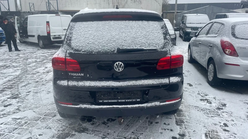 VW Tiguan 2.0 TDI FACELIFT ОЧАКВАН ВНОС ! , снимка 4 - Автомобили и джипове - 49244363