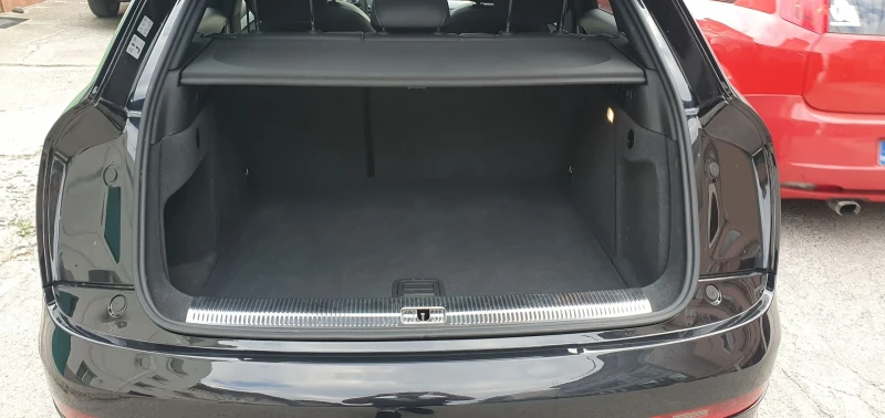 Audi Q3 2.0 TDI Sline, снимка 16 - Автомобили и джипове - 51375413