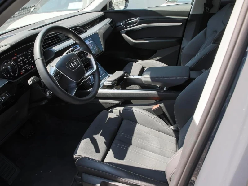 Audi Q8 E-TRON 50 QUATTRO MATRIX CAMERA , снимка 5 - Автомобили и джипове - 52577561