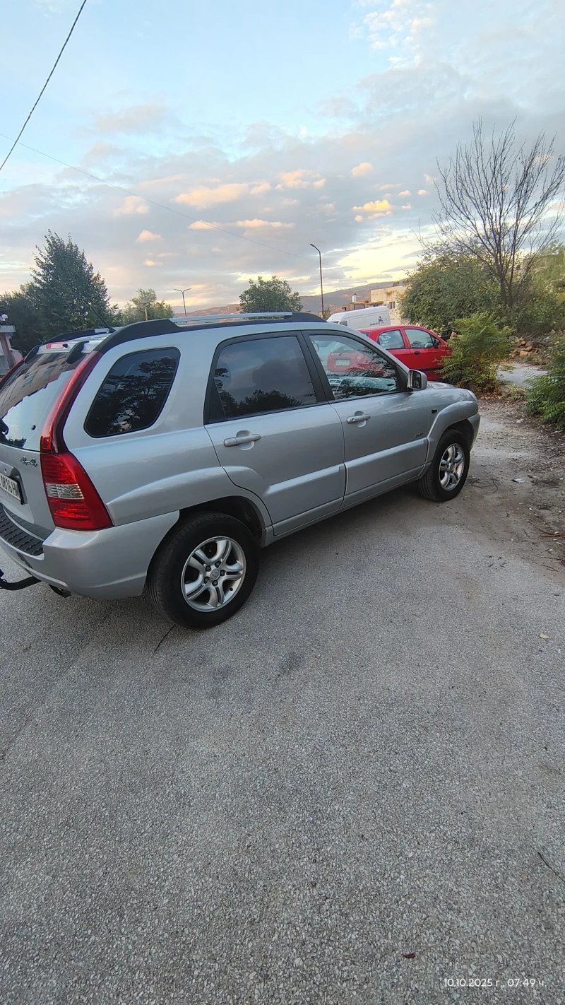 Kia Sportage, снимка 4 - Автомобили и джипове - 53487807
