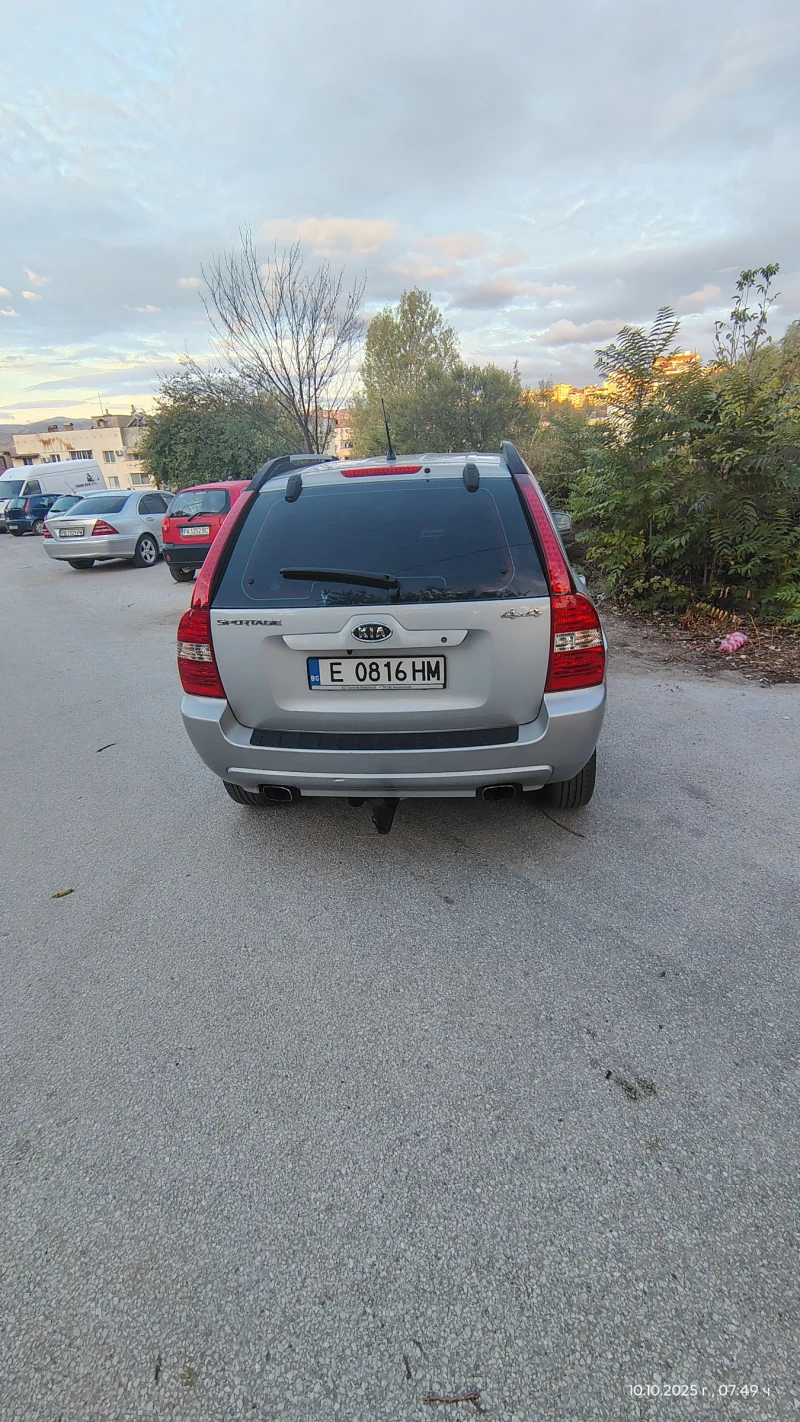Kia Sportage, снимка 8 - Автомобили и джипове - 53487807