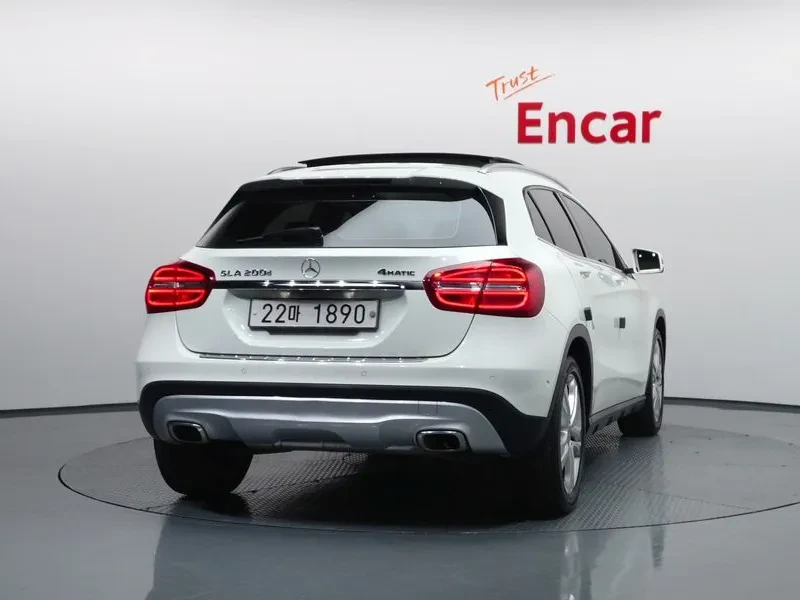 Mercedes-Benz GLA  X156 Gla200 Cdi, снимка 4 - Автомобили и джипове - 55259414