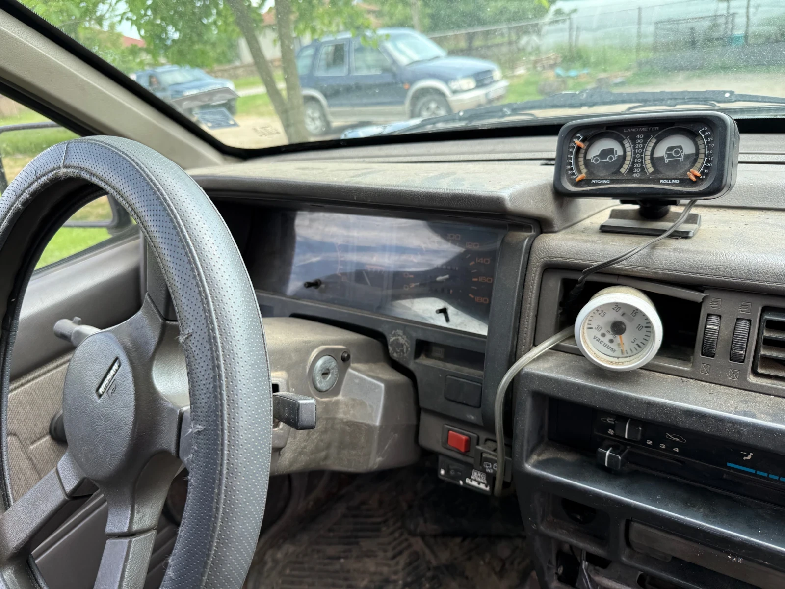 Nissan Terrano 2.4 газ / бензин - изображение 7