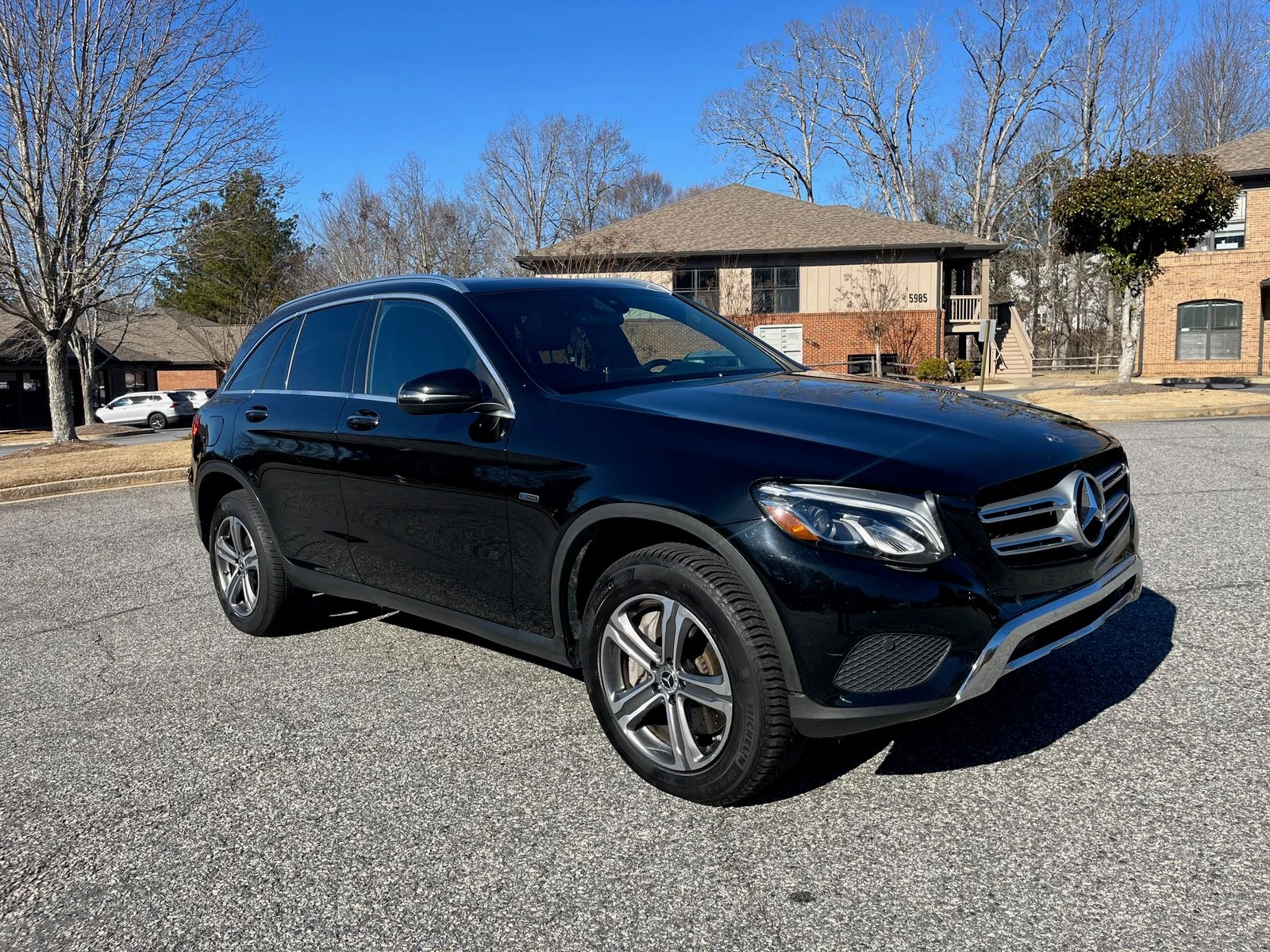 Mercedes-Benz GLC 350 BURMASTER* KEYLESS GO* PANORAMA* AMBIENT* ПОДГРЕВ* - изображение 3