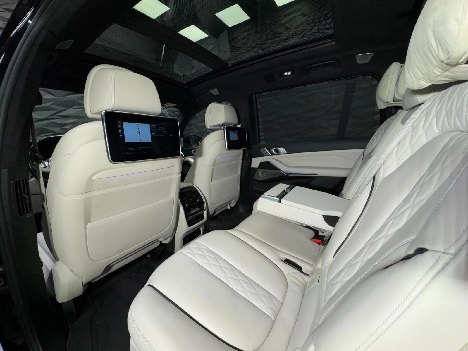 BMW X7 xDrive30d 3xTV* 4D B&W* Massage* Обдухване* 360* S - изображение 8