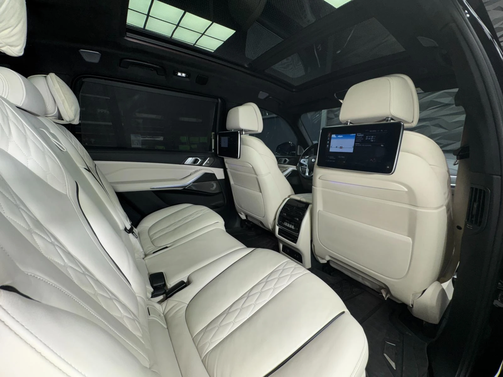 BMW X7 xDrive30d 3xTV* 4D B&W* Massage* Обдухване* 360* S - изображение 10