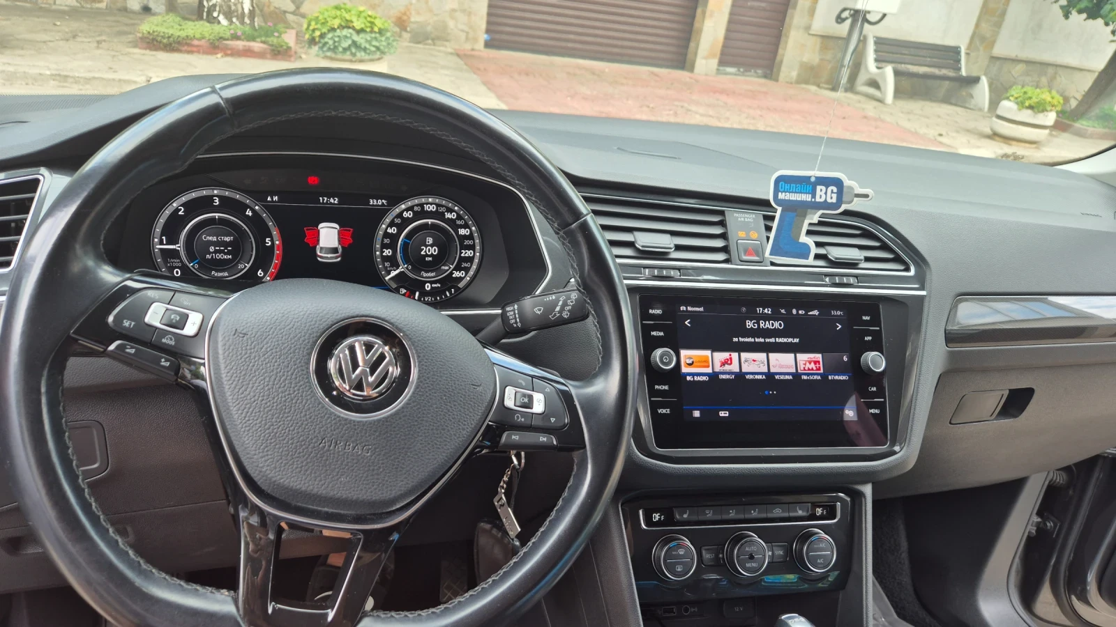 VW Tiguan 2.0 / 190  кс, R line - изображение 9