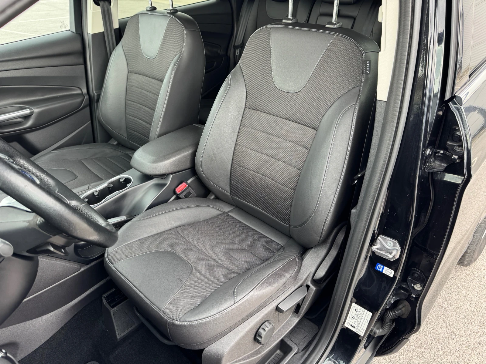 Ford Kuga 2.0 TDCI 4WD TITANIUM - AUTO/ KEYLESS/ EURO 6B | Mobile.bg   13