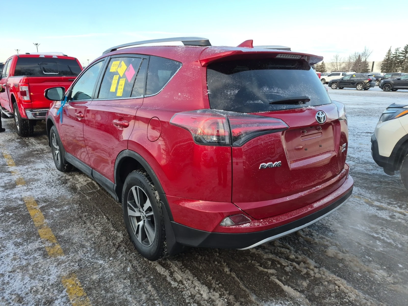 Toyota Rav4 XLE| 2.5L| 4x4| PANO| 2 KEYS  - изображение 4