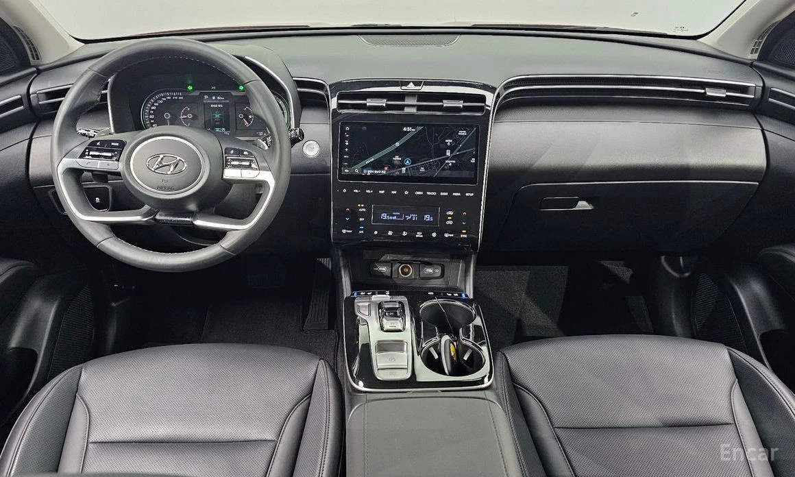 Hyundai Tucson, снимка 7 - Автомобили и джипове - 54037982