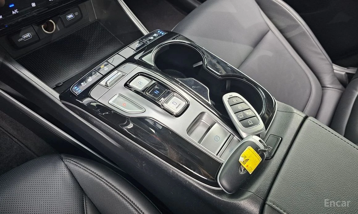 Hyundai Tucson, снимка 9 - Автомобили и джипове - 54037982