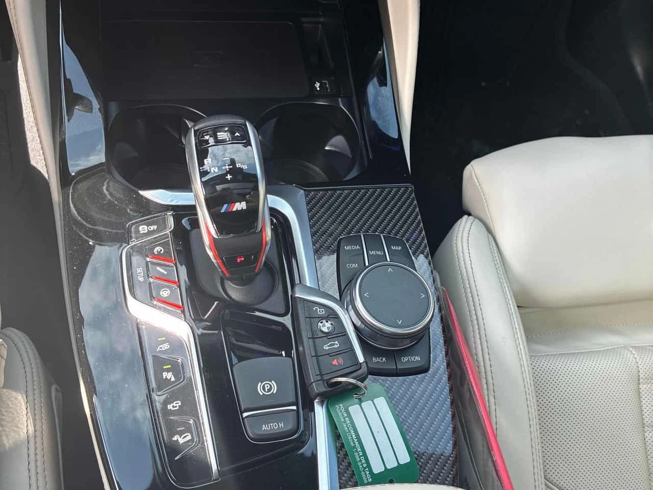 BMW X4 * COMPETITION* ДИСТРОНИК* 360 КАМЕРА* ПАНОРАМА* , снимка 13 - Автомобили и джипове - 54165167