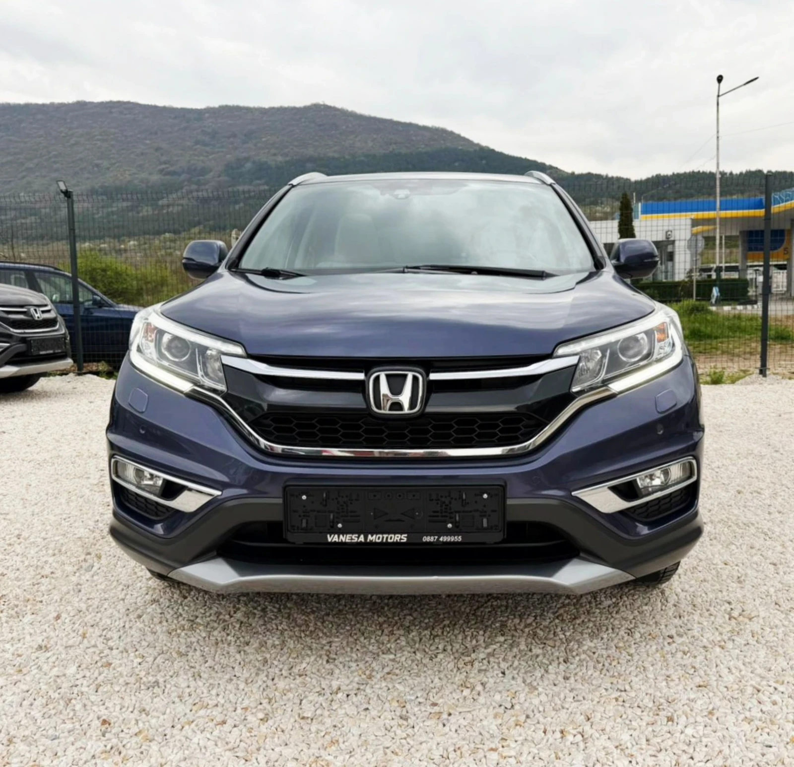 Honda Cr-v FULL SERVICE IN HONDA Exeutive 137. 000км, снимка 2 - Автомобили и джипове - 54209300