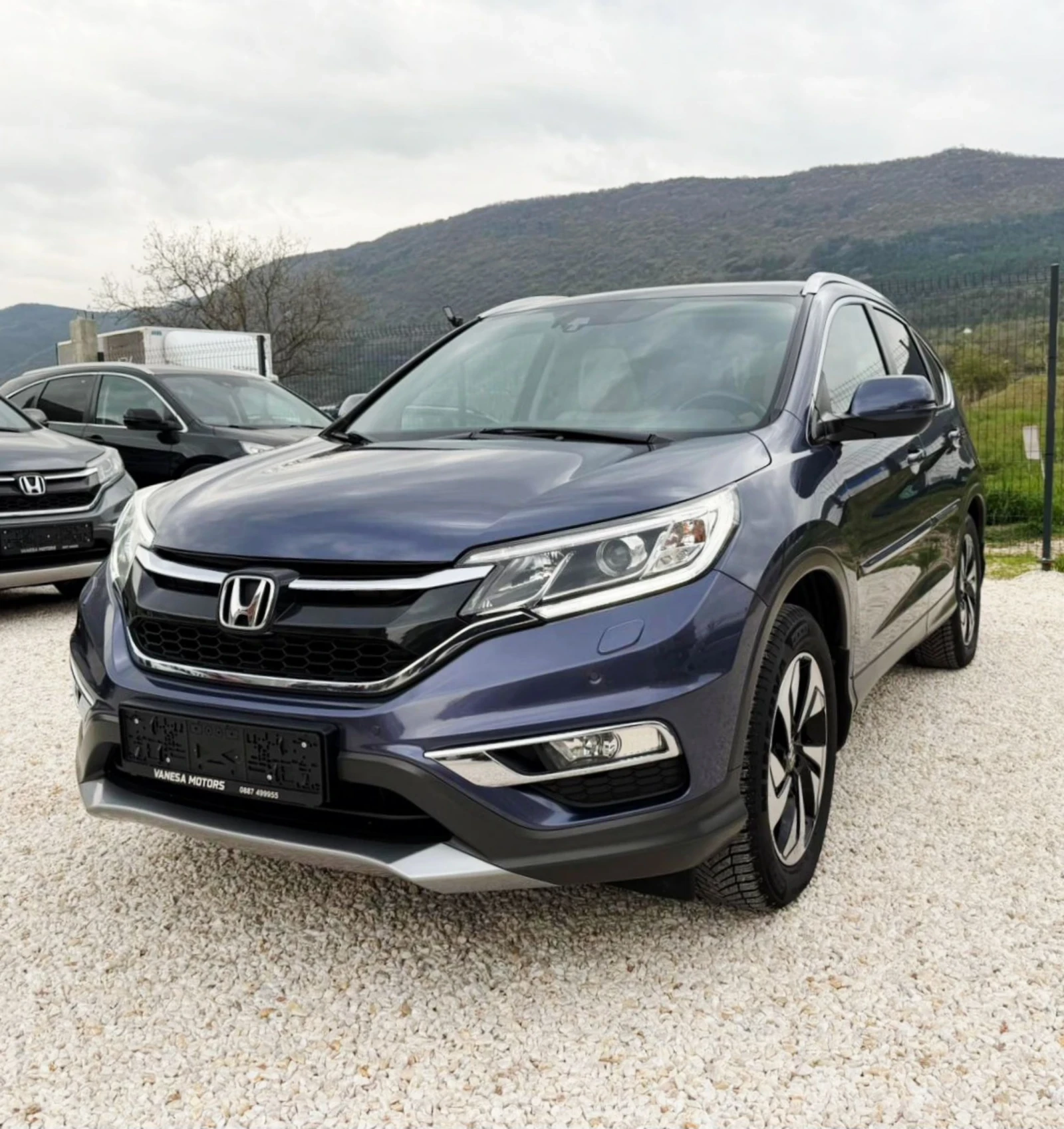 Honda Cr-v FULL SERVICE IN HONDA Exeutive 137. 000км, снимка 4 - Автомобили и джипове - 54209300
