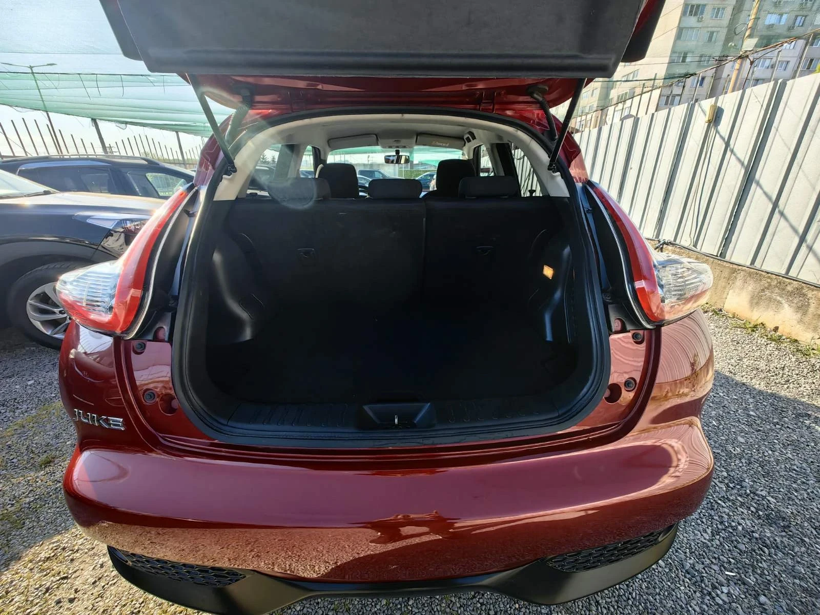 Nissan Juke 1, 6i-117к.с GPL Навигация Камера, снимка 8 - Автомобили и джипове - 54437883