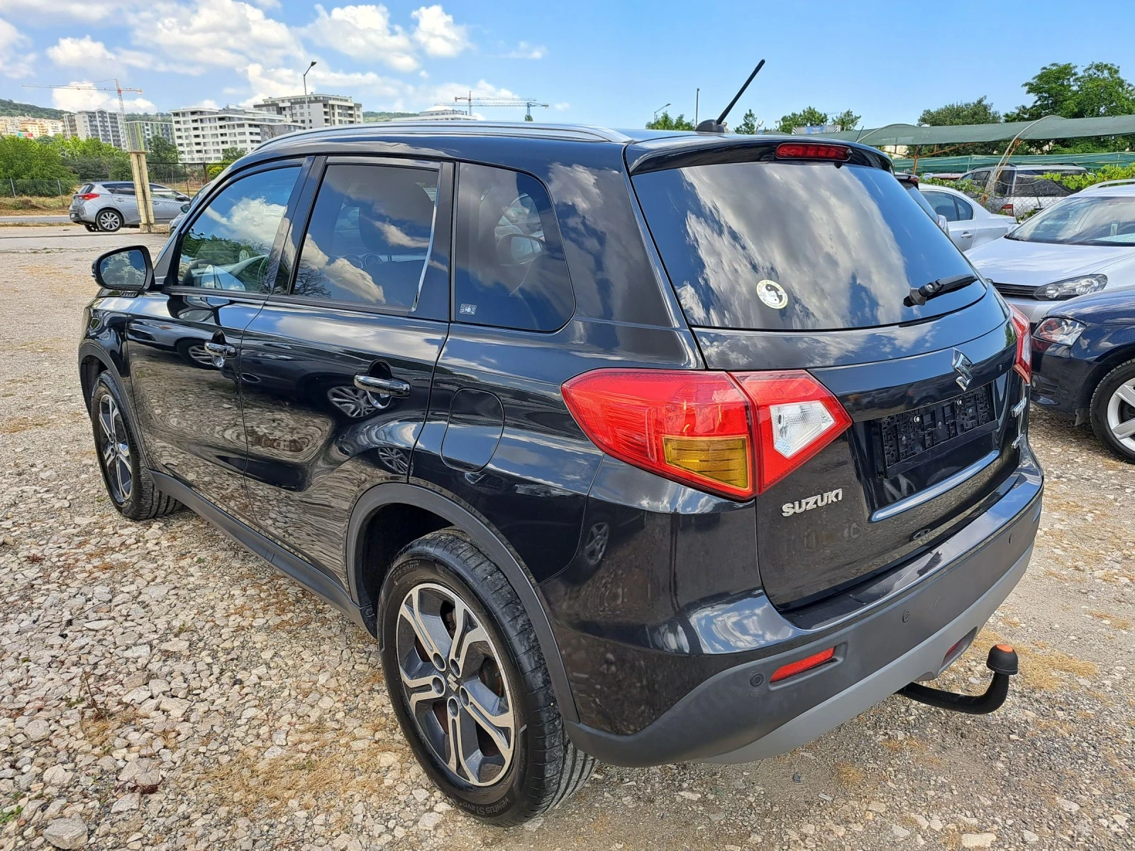 Suzuki Vitara 1.6 i 4x4 avtomat , снимка 7 - Автомобили и джипове - 55054625