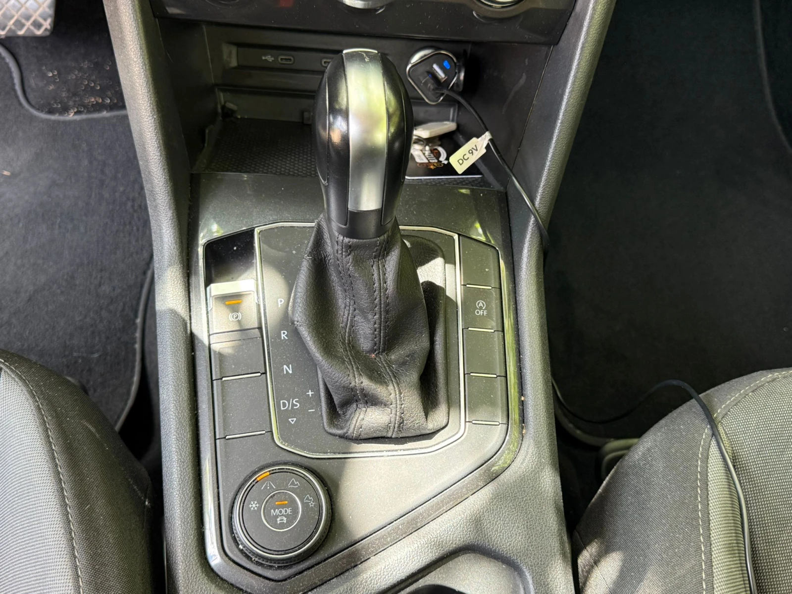 VW Tiguan 2, 0TSi 4х4 70.х.КМ АВТОМАТИК ТЕГЛИЧ, снимка 17 - Автомобили и джипове - 55168646