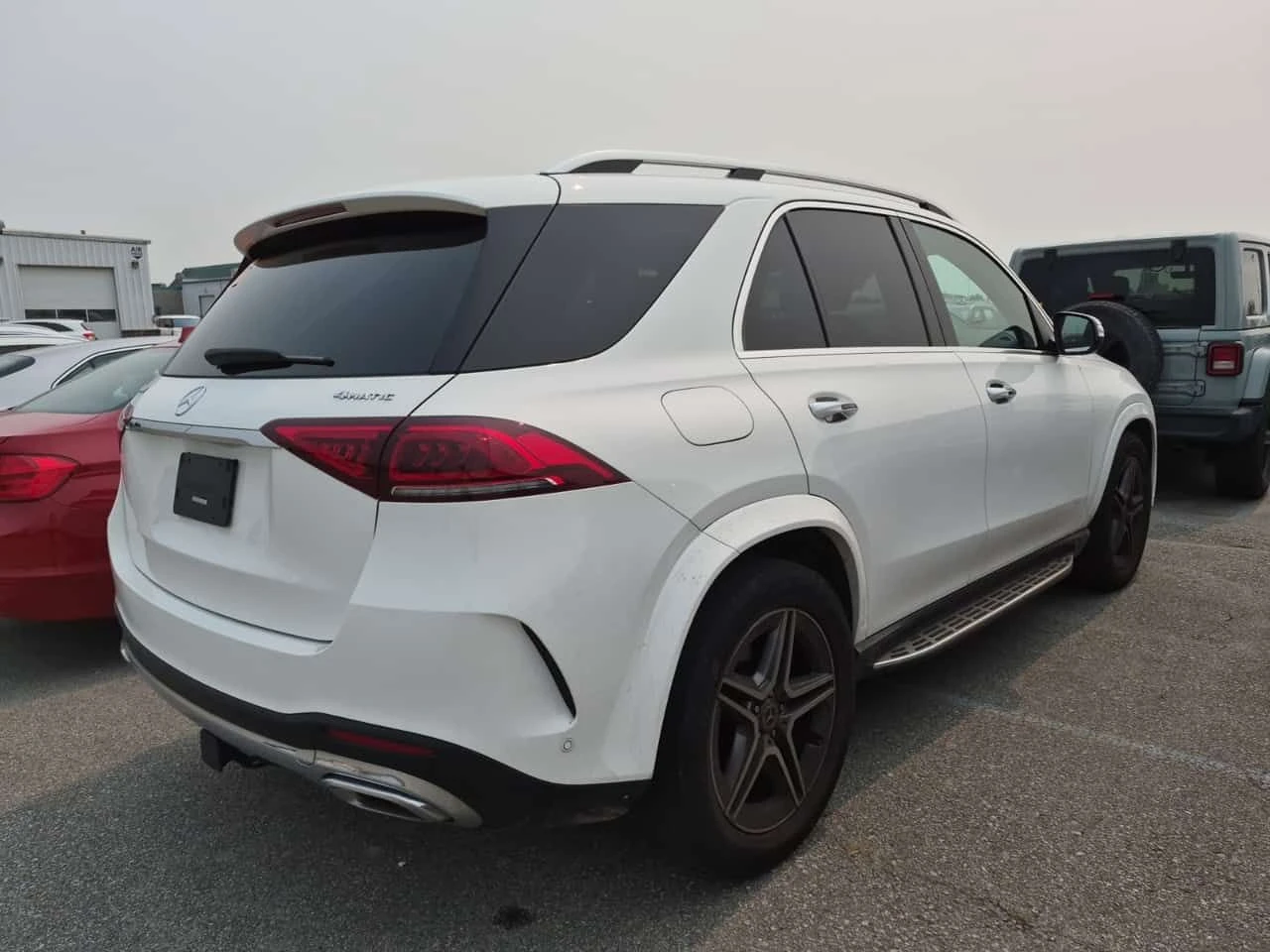 Mercedes-Benz GLE 350 АMG Line * CARFAX * Без инциденти * 41k km! * , снимка 3 - Автомобили и джипове - 55551587