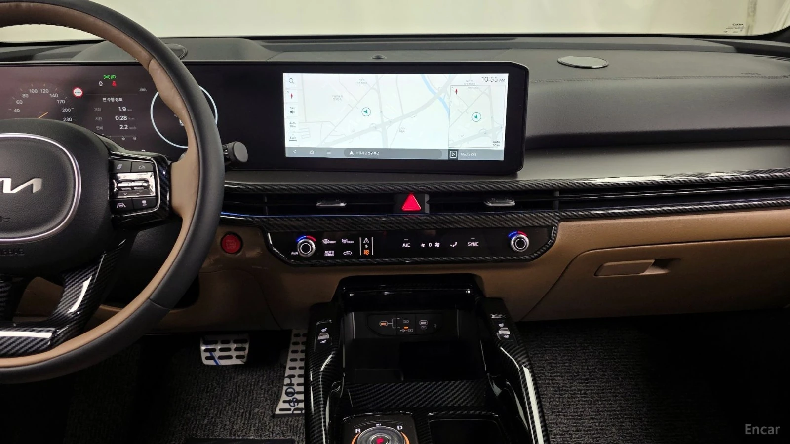 Kia Sorento 2.5T* 4WD* GRAVITY* ПОДГРЕВ* ОБДУХВАНЕ* 360* HUD* , снимка 13 - Автомобили и джипове - 55680493