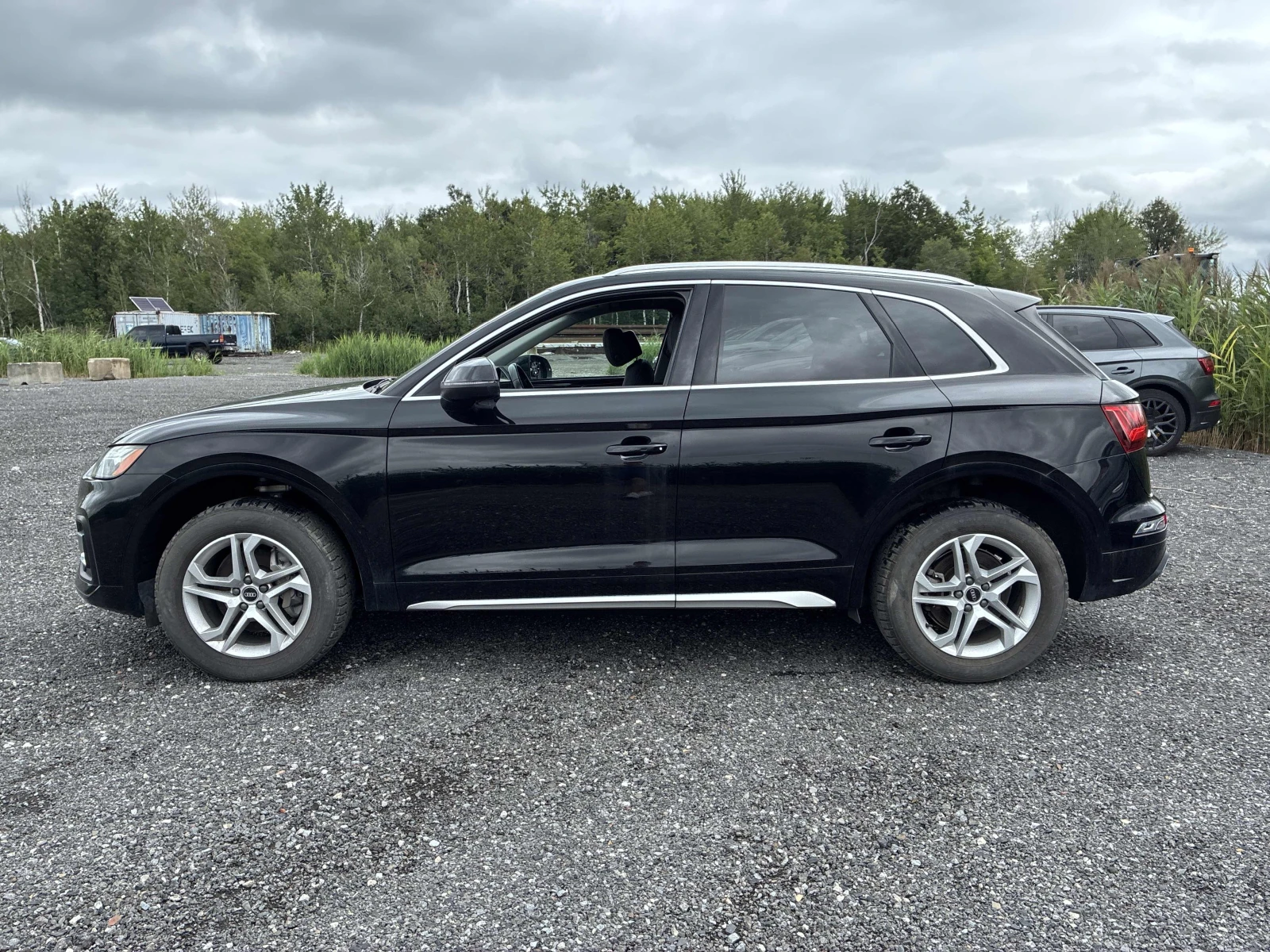 Audi Q5 Komfort, снимка 2 - Автомобили и джипове - 55721570