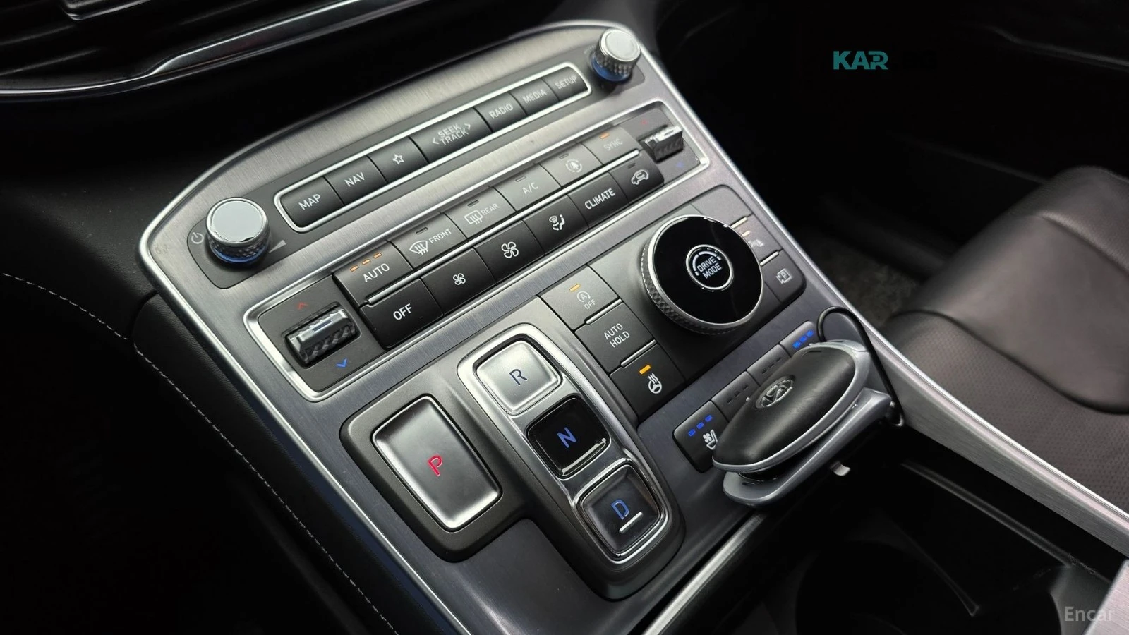 Hyundai Santa fe 2.5T/CALLIGRAPHY/DRIVE-ASSISTS/HEAD-UP, снимка 8 - Автомобили и джипове - 55725722
