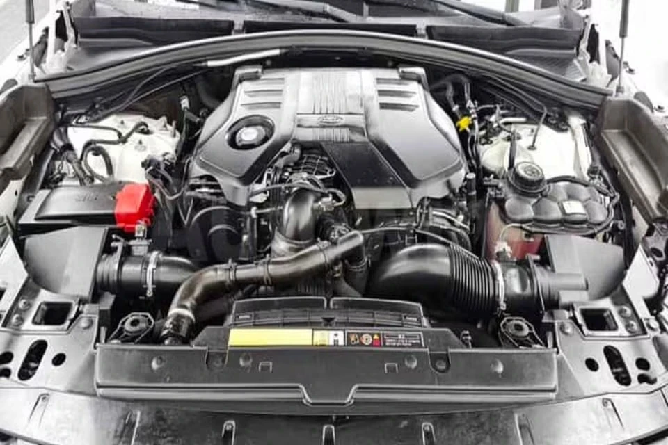 Land Rover Range Rover Velar D300 R-DYNAMIC , снимка 16 - Автомобили и джипове - 55743767