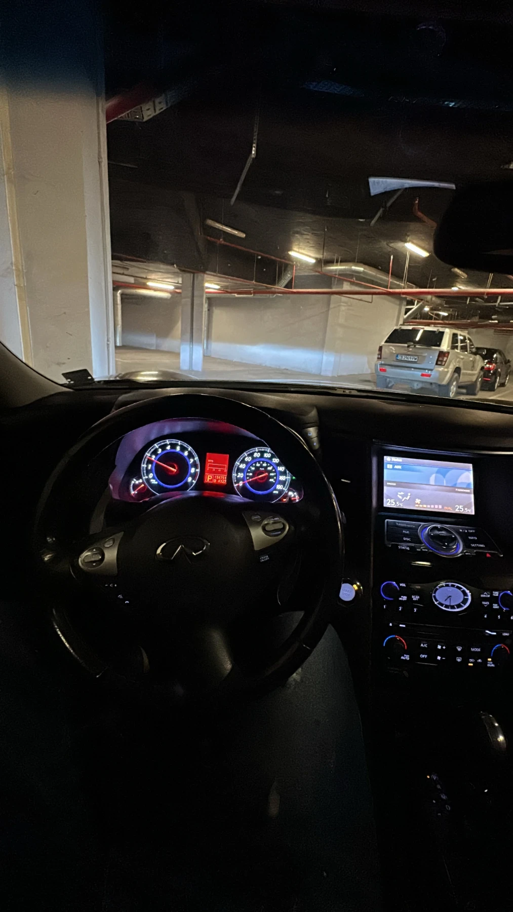 Infiniti Fx 35, снимка 9 - Автомобили и джипове - 55930023