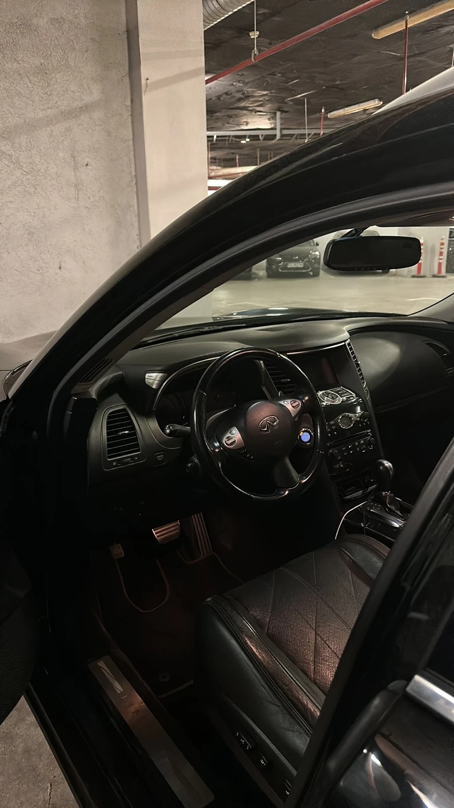 Infiniti Fx 35, снимка 5 - Автомобили и джипове - 55930023