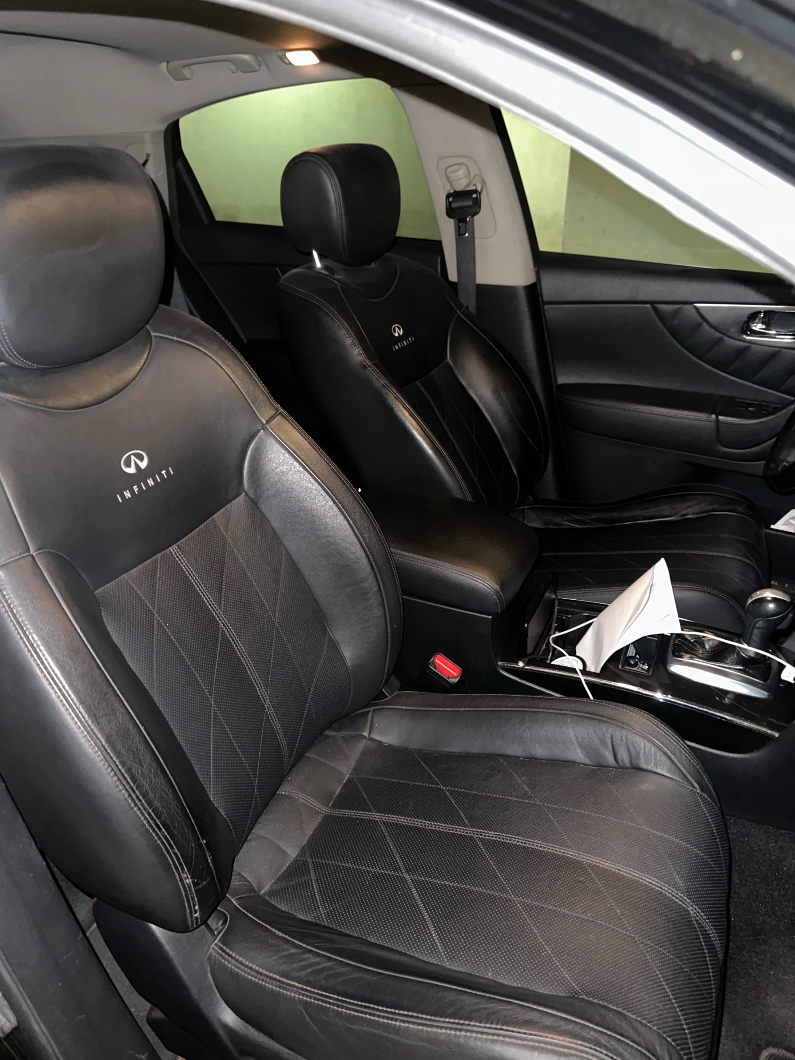 Infiniti Fx 35, снимка 7 - Автомобили и джипове - 55930023
